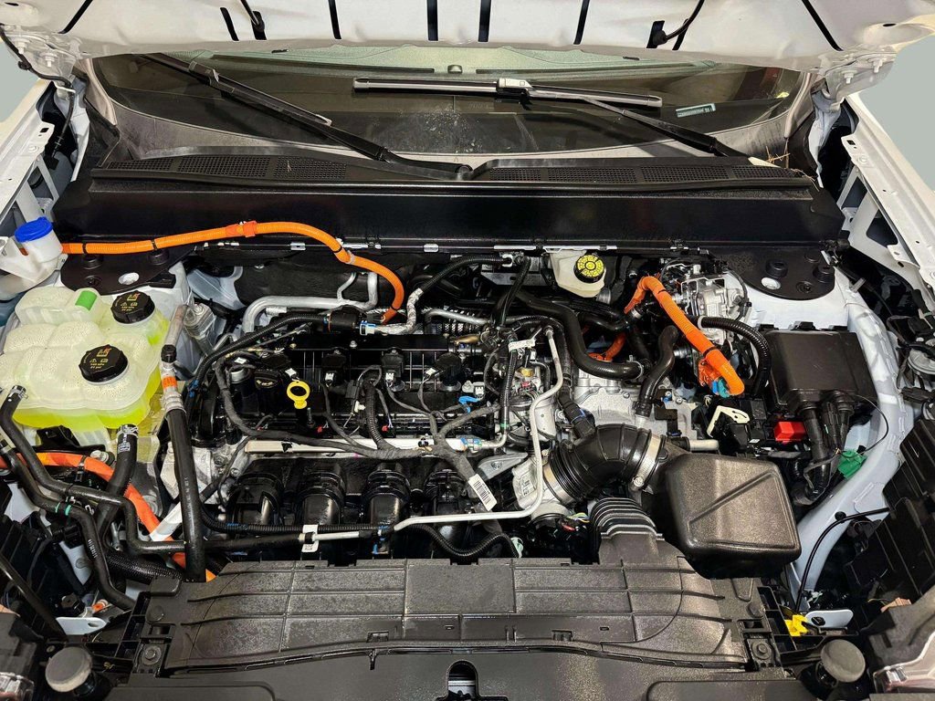 Used 2025 Ford Maverick XLT w/ XLT Luxury Package image 29