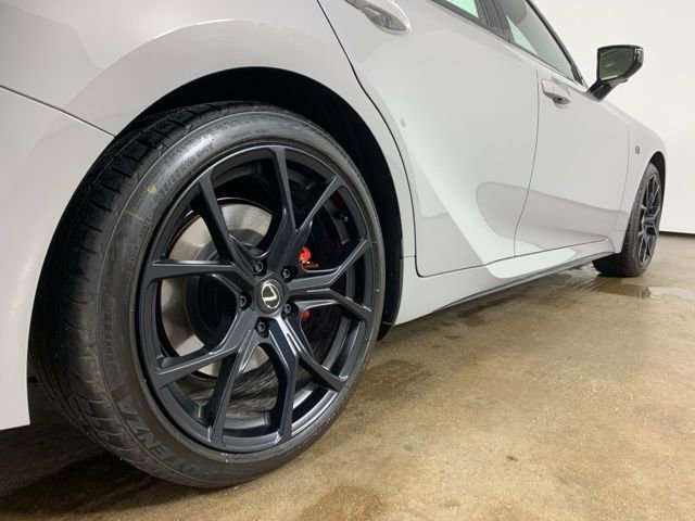 Used 2025 Lexus IS 500 w/ F-Sport Performance image 9