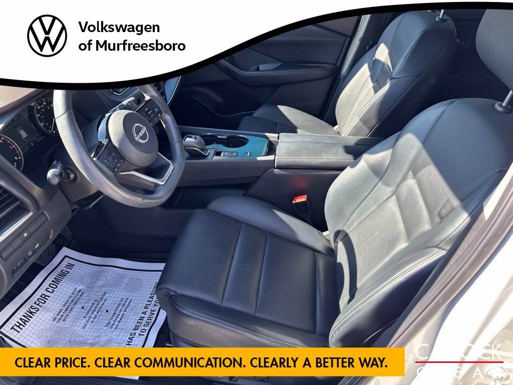 Used 2023 Nissan Rogue SV w/ SV Premium B Package FWD image 14