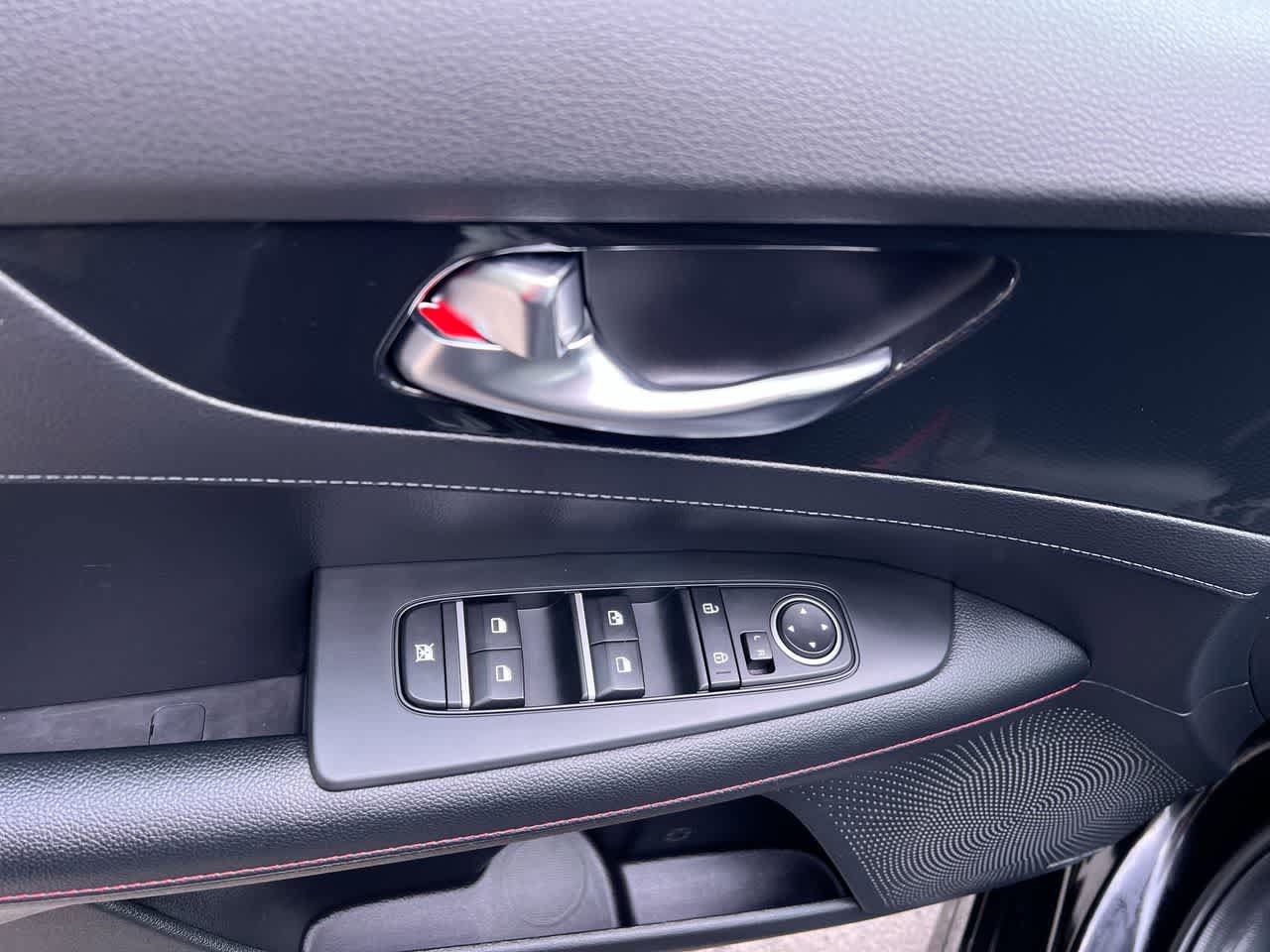 Certified 2022 Kia Forte GT FWD image 13
