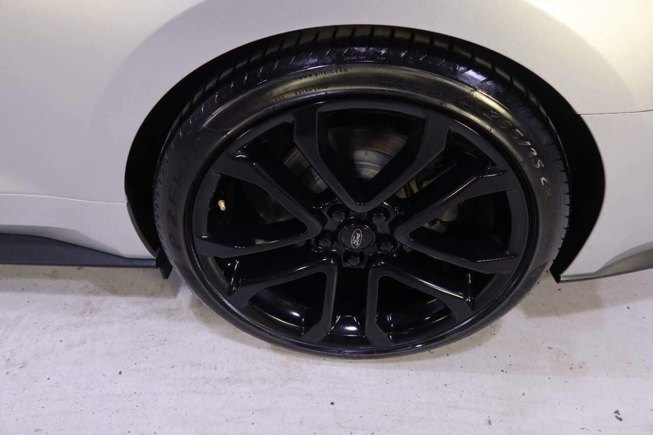 Used 2019 Ford Mustang GT Premium RWD image 30