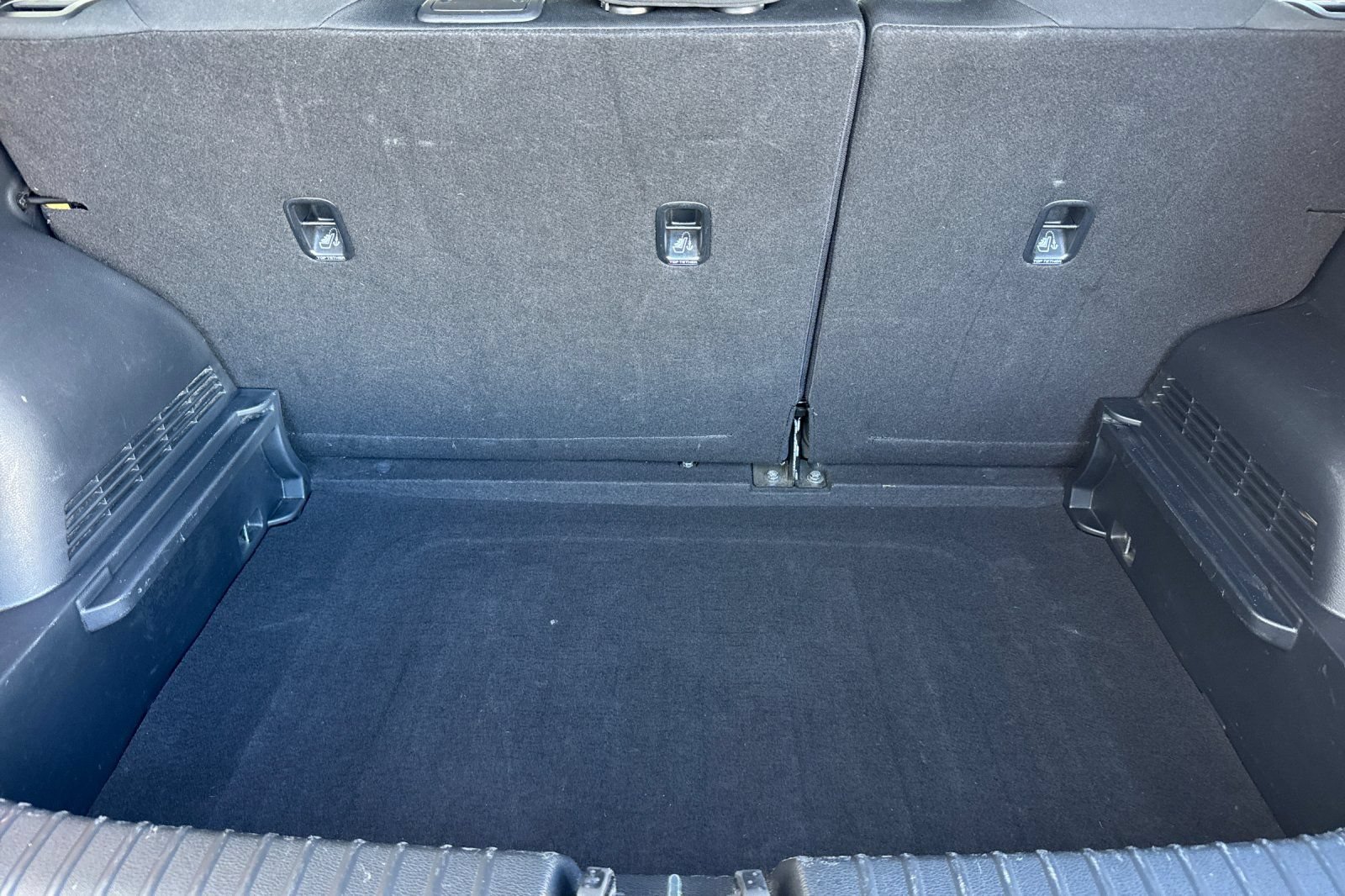 Used 2024 Kia Soul LX w/ Option Group 015 FWD image 16