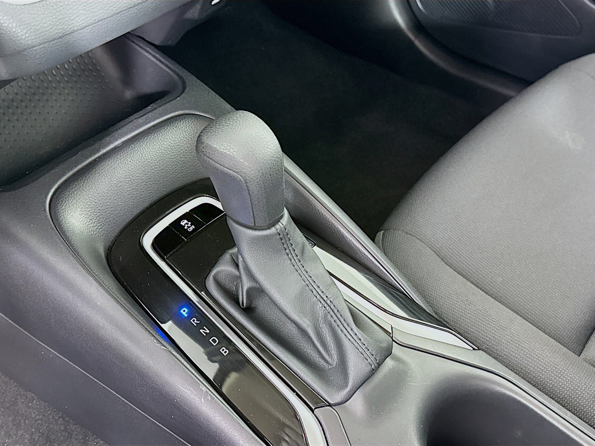 Certified 2026 Toyota Corolla LE FWD image 16