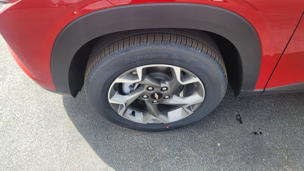 New 2026 Chevrolet Trax LT w/ Driver Confidence Package image 6