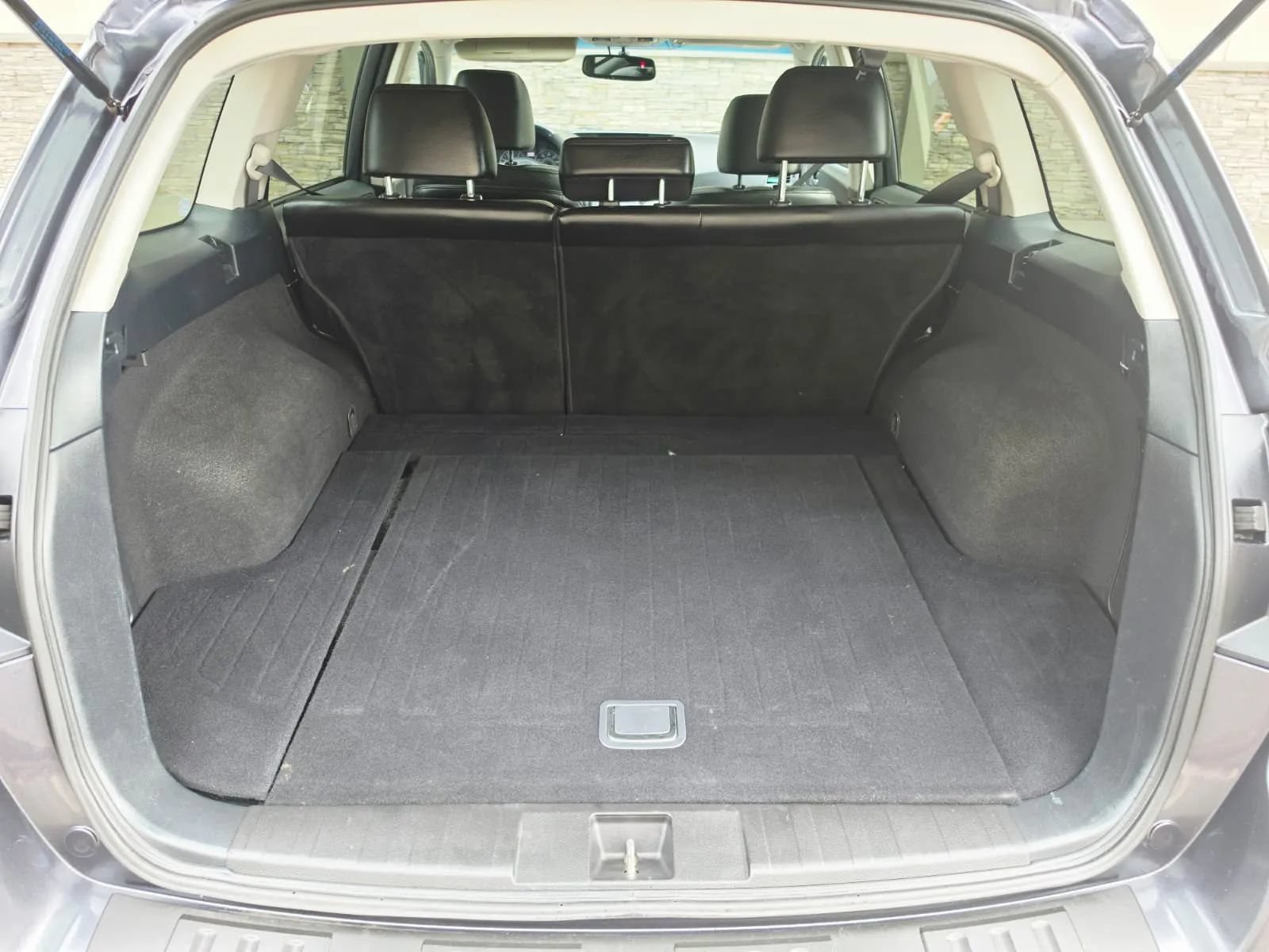 Used 2012 Subaru Outback 2.5i Limited AWD/4WD image 18