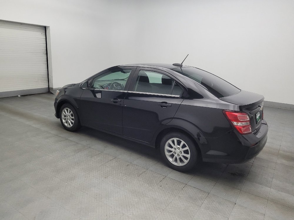 Used 2020 Chevrolet Sonic LT w/ Convenience Package FWD image 3