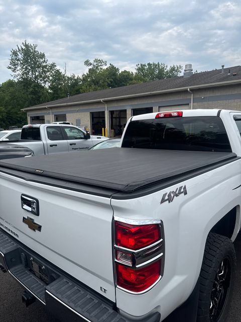 Used 2018 Chevrolet Silverado 1500 LT w/ All Star Edition AWD/4WD image 6