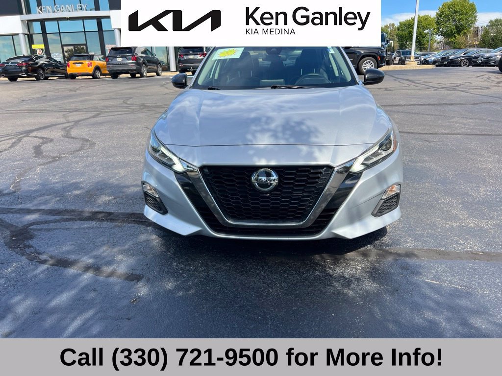 Used 2020 Nissan Altima 2.5 SR FWD image 3