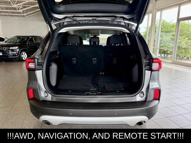Used 2023 Ford Escape Active w/ Tech Pack #2 AWD/4WD image 8