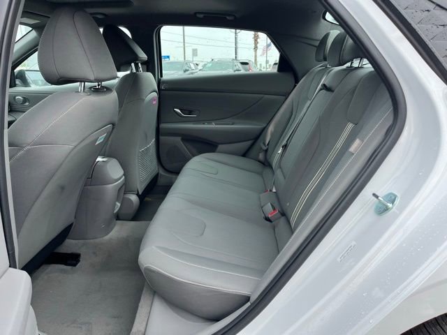 New 2026 Hyundai Elantra SEL Sport Premium FWD image 18