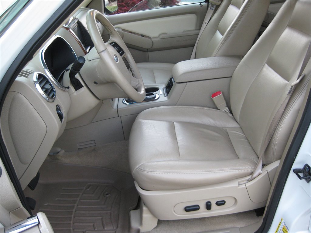 Used 2010 Ford Explorer Eddie Bauer AWD/4WD image 13