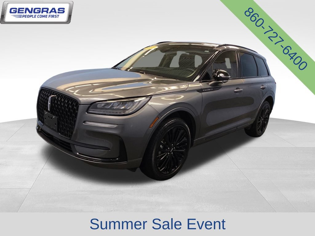 Used 2025 Lincoln Corsair AWD w/ Equipment Group 101A image 4