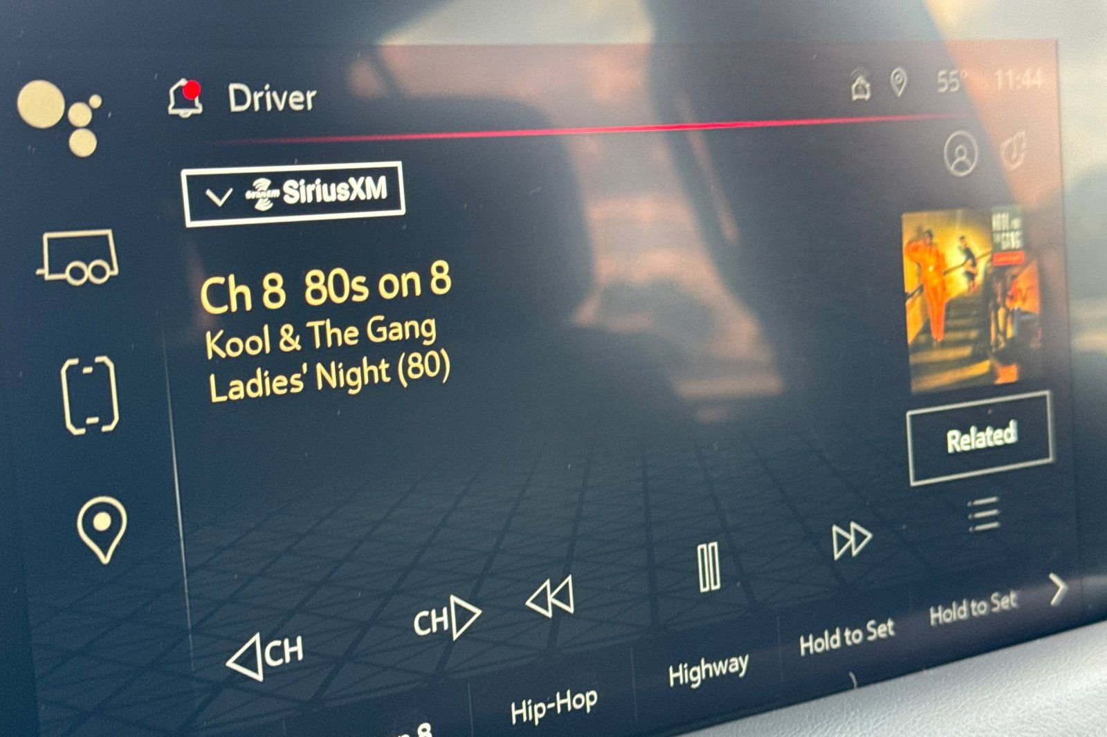 Used 2024 GMC Yukon SLT image 56