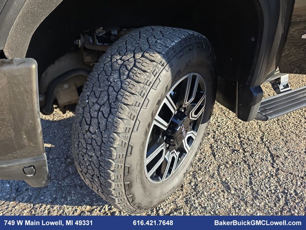 Used 2022 GMC Sierra 3500 AT4 w/ AT4 Premium Plus Package image 35