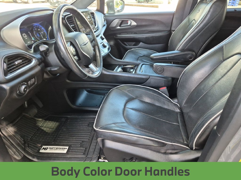 Used 2021 Chrysler Pacifica Limited w/ S Appearance Package AWD/4WD image 15