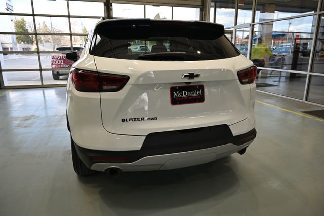 Used 2024 Chevrolet Blazer LT w/ Midnight/Sport Edition image 6
