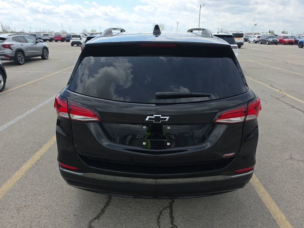 Used 2023 Chevrolet Equinox RS image 5