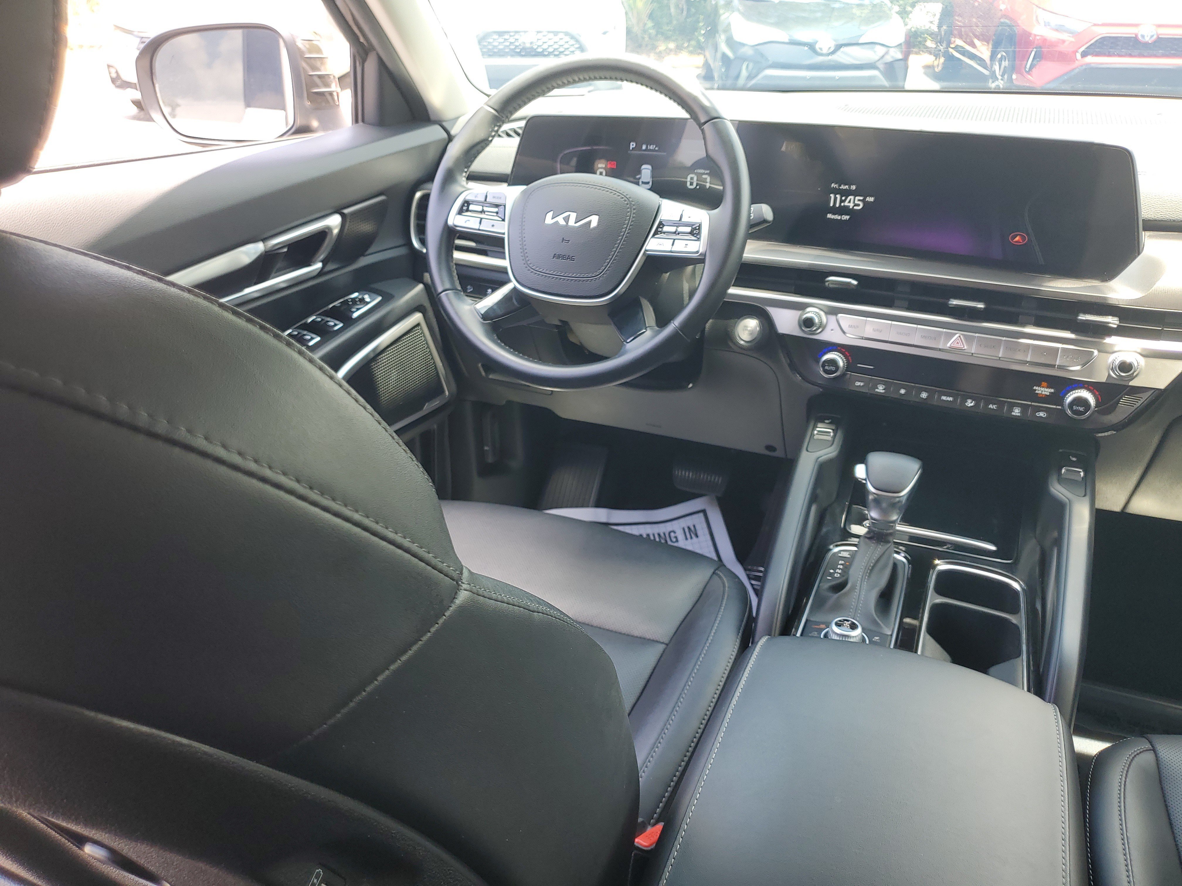 Used 2023 Kia Telluride S w/ S Sunroof Package AWD/4WD image 18