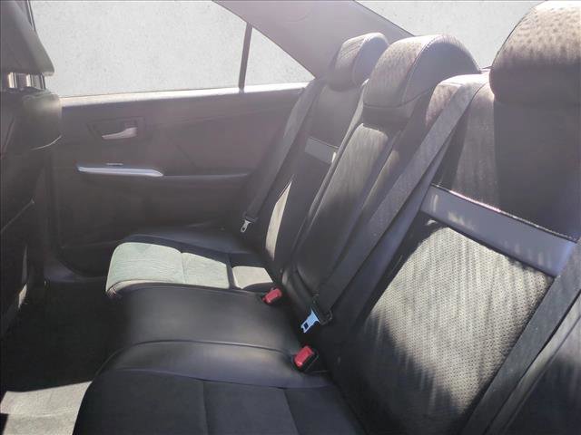 Used 2012 Toyota Camry SE w/ Leather Pkg image 22