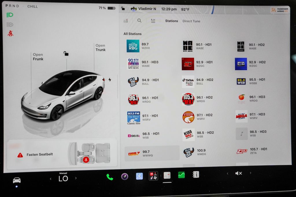 Used 2023 Tesla Model 3 Standard Range RWD image 23