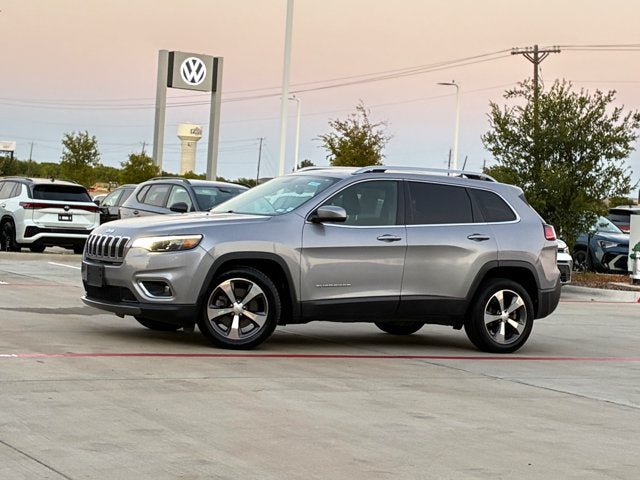 Used 2020 Jeep Cherokee Limited FWD image 1