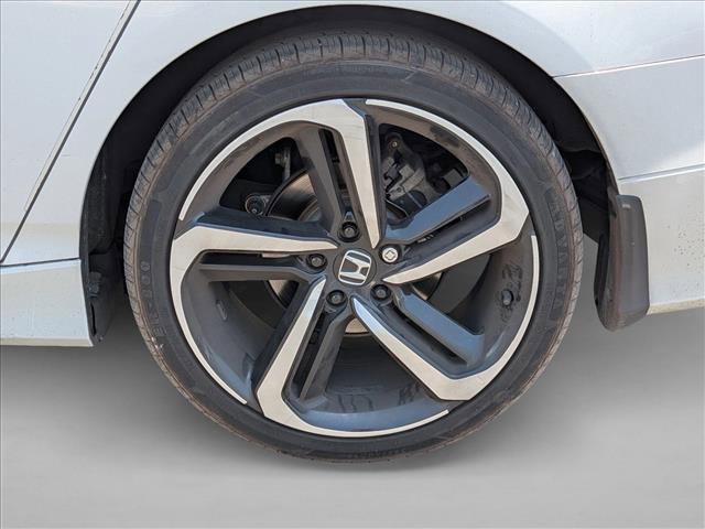 Used 2020 Honda Accord Sport image 3