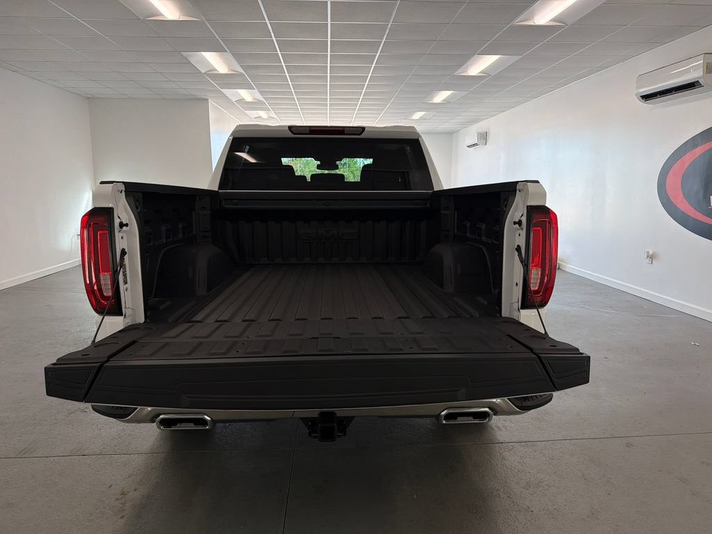 New 2026 GMC Sierra 1500 SLT AWD/4WD image 7