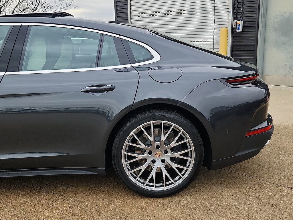 New 2026 Porsche Panamera 4 image 7