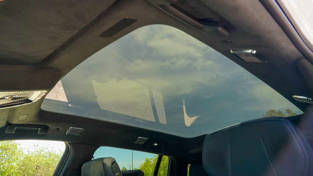 New 2025 Cadillac Escalade IQ Luxury 2 image 28