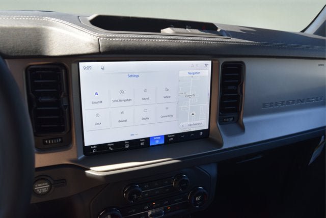New 2026 Ford Bronco Outer Banks AWD/4WD image 10