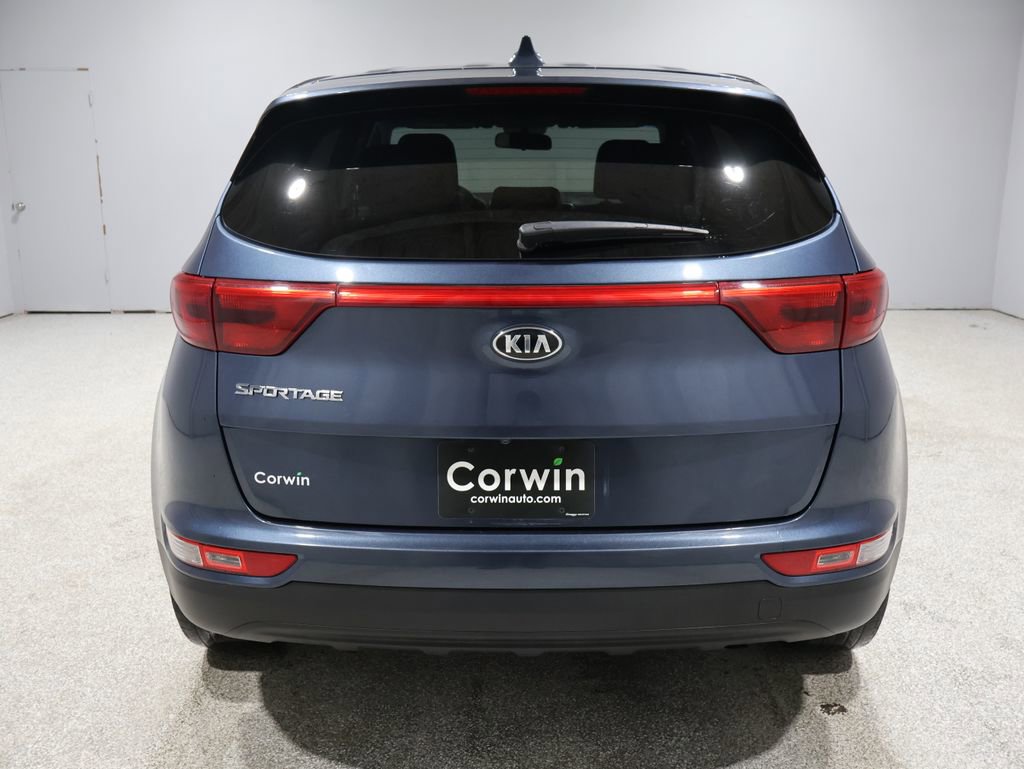 Used 2018 Kia Sportage LX image 3