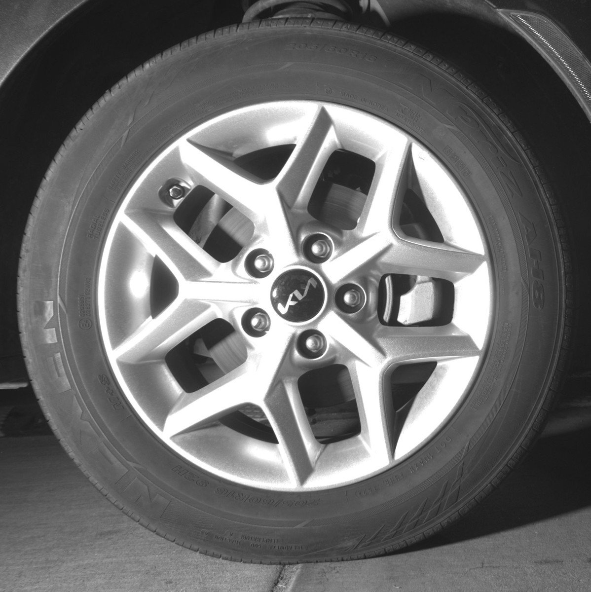 Used 2025 Kia Soul LX w/ LX Technology Package image 13