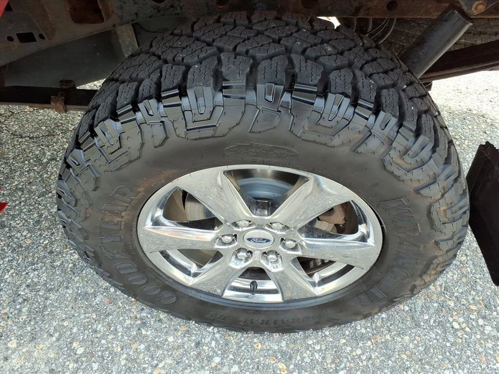 Used 2019 Ford F150 XLT w/ Equipment Group 302A Luxury image 9