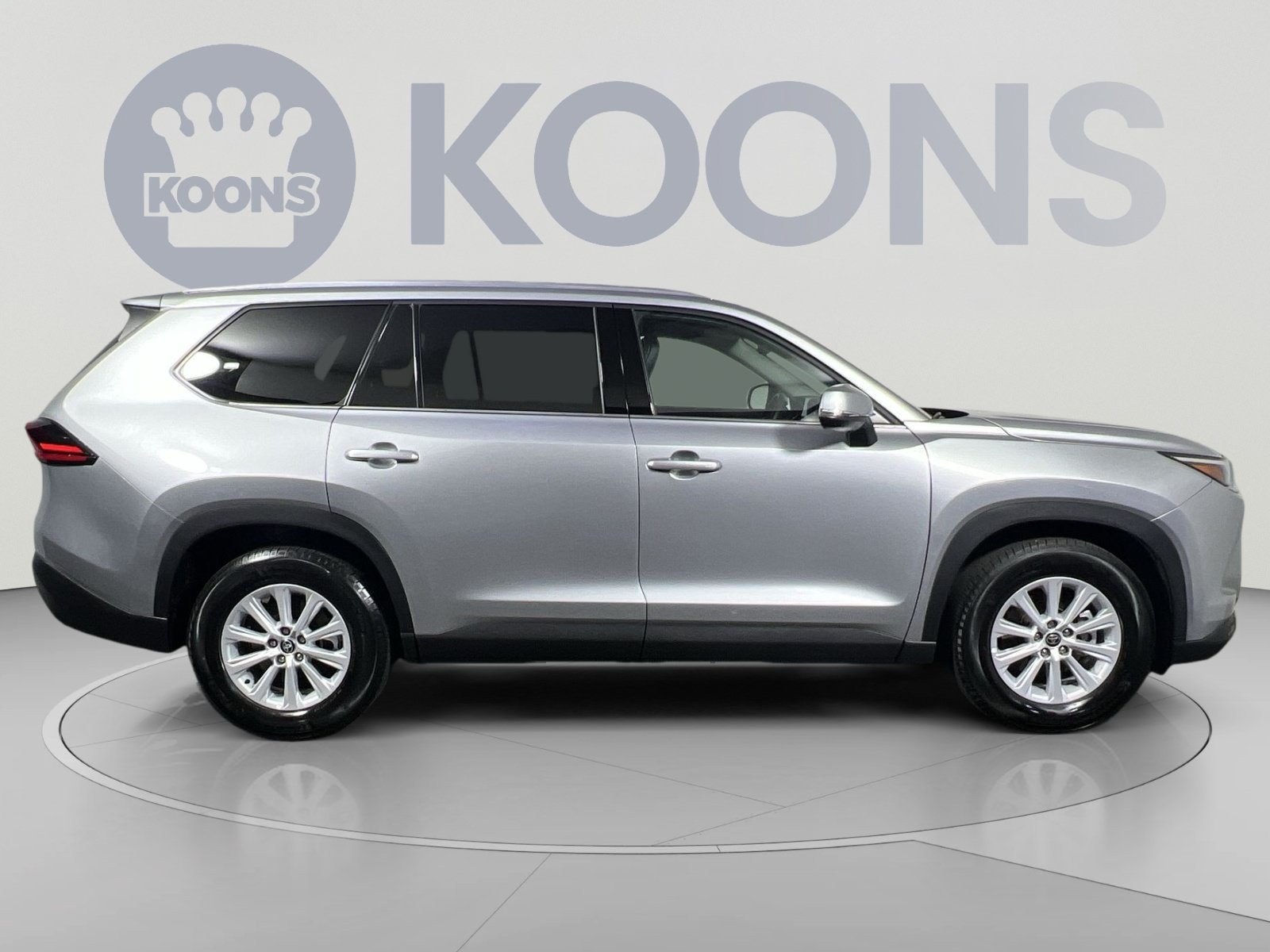 Used 2025 Toyota Grand Highlander AWD image 12