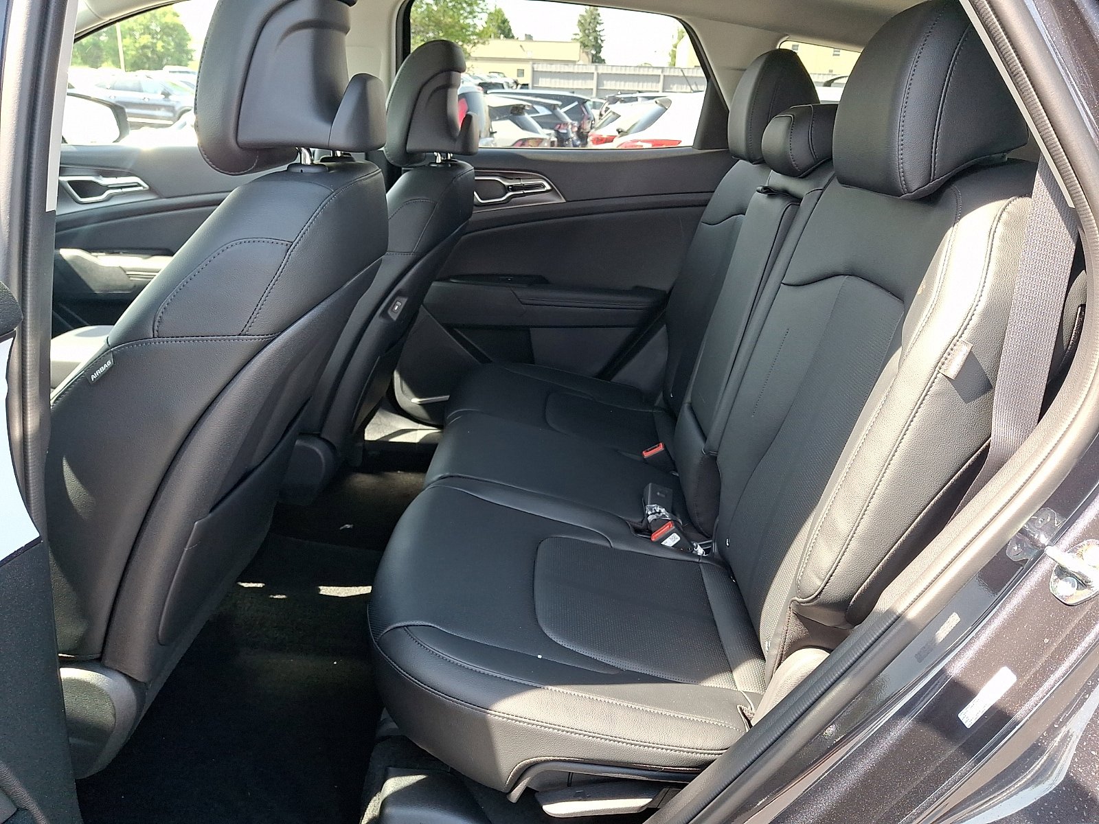 New 2026 Kia Sportage EX w/ EX Panorama Roof Package FWD image 6