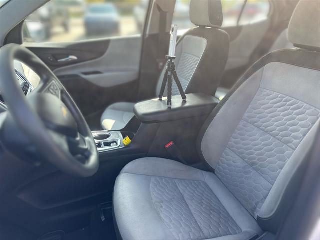 Certified 2018 Chevrolet Equinox LS image 13