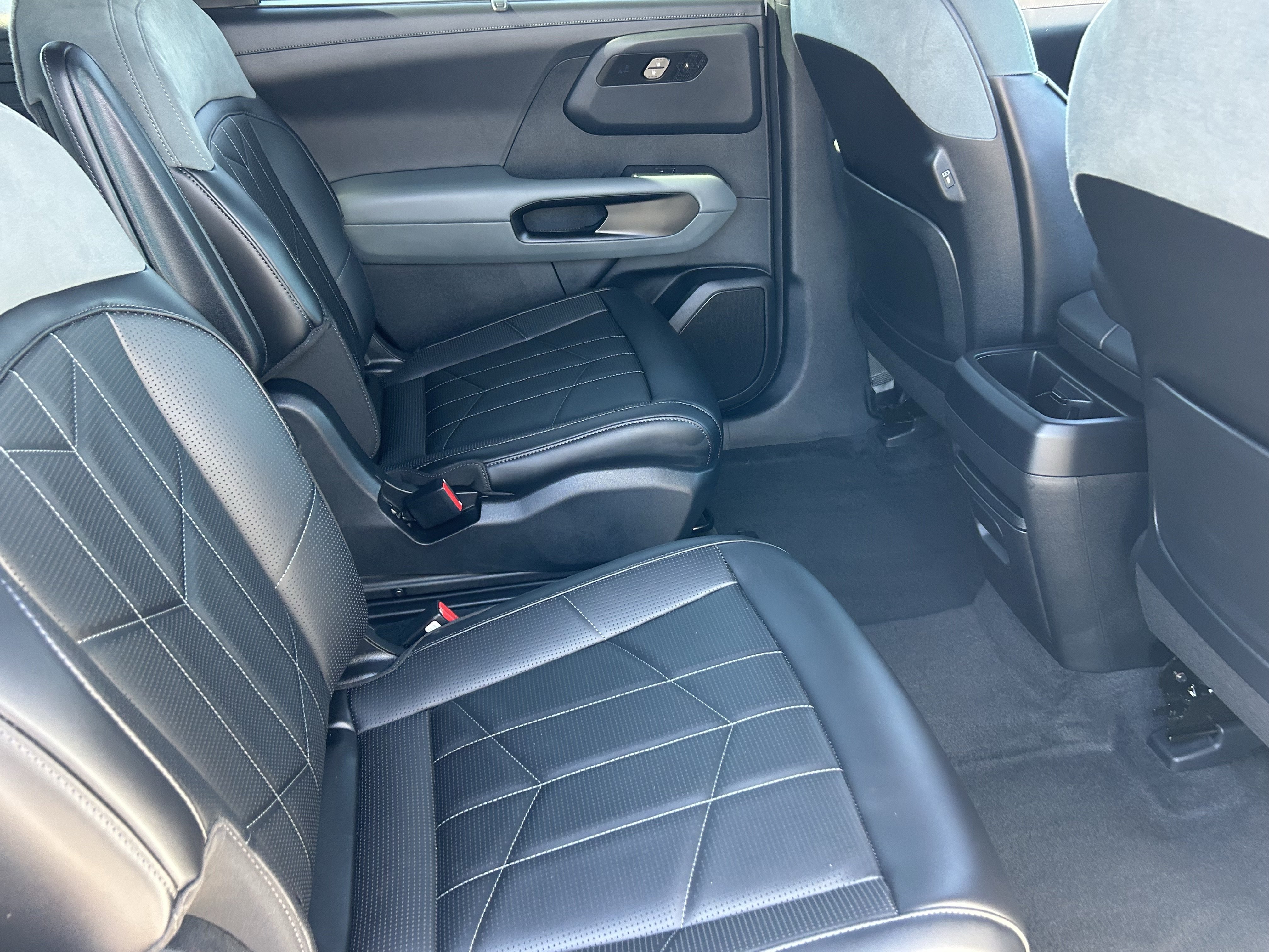 Certified 2027 Kia Telluride SX Prestige X-Line w/ Towing Package AWD/4WD image 14