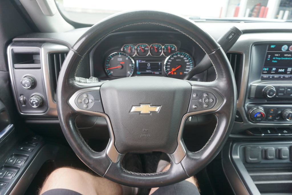 Used 2017 Chevrolet Silverado 1500 LT w/ All Star Edition AWD/4WD image 3