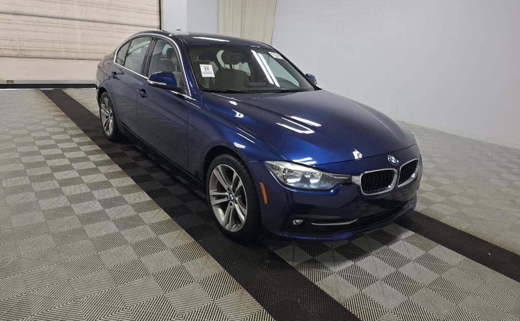 Used 2017 BMW 330i Sedan image 6