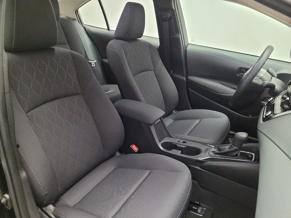 Used 2025 Toyota Corolla LE FWD image 21
