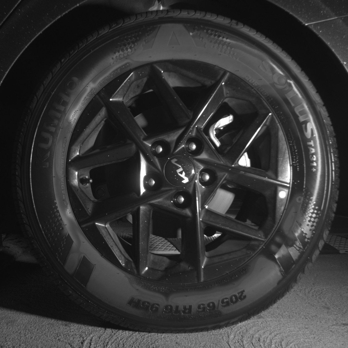 Used 2025 Kia K5 LXS FWD image 14