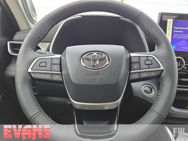 New 2026 Toyota Highlander Limited image 16