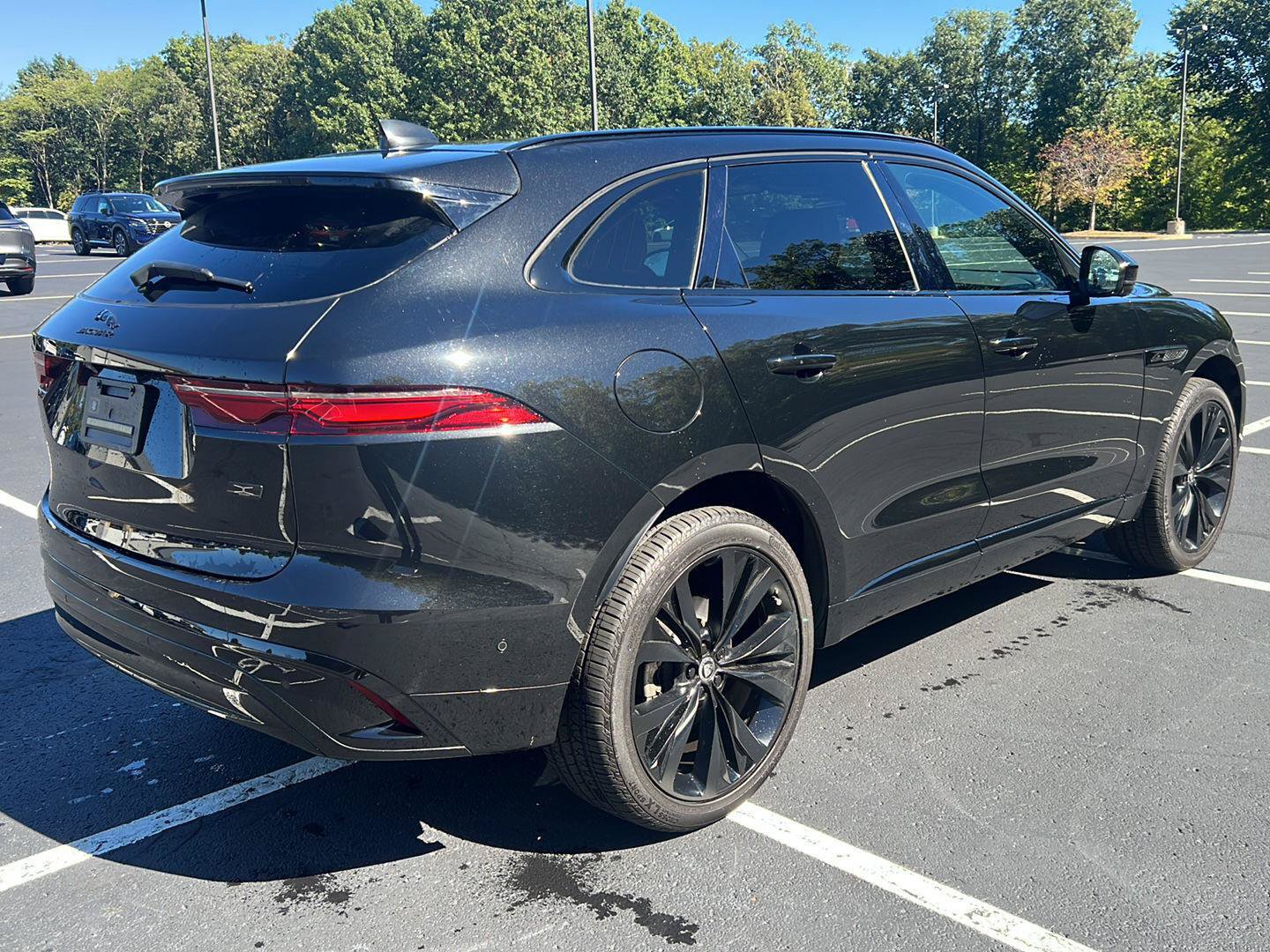 Certified 2026 Jaguar F-PACE R-Dynamic S AWD/4WD image 5