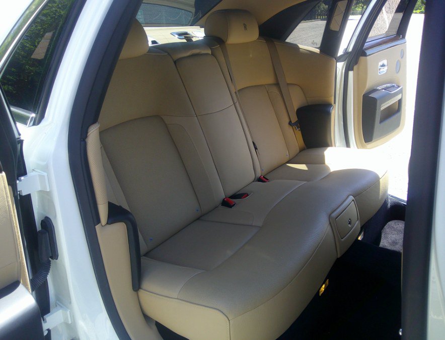 Used 2013 Rolls-Royce Ghost RWD image 75