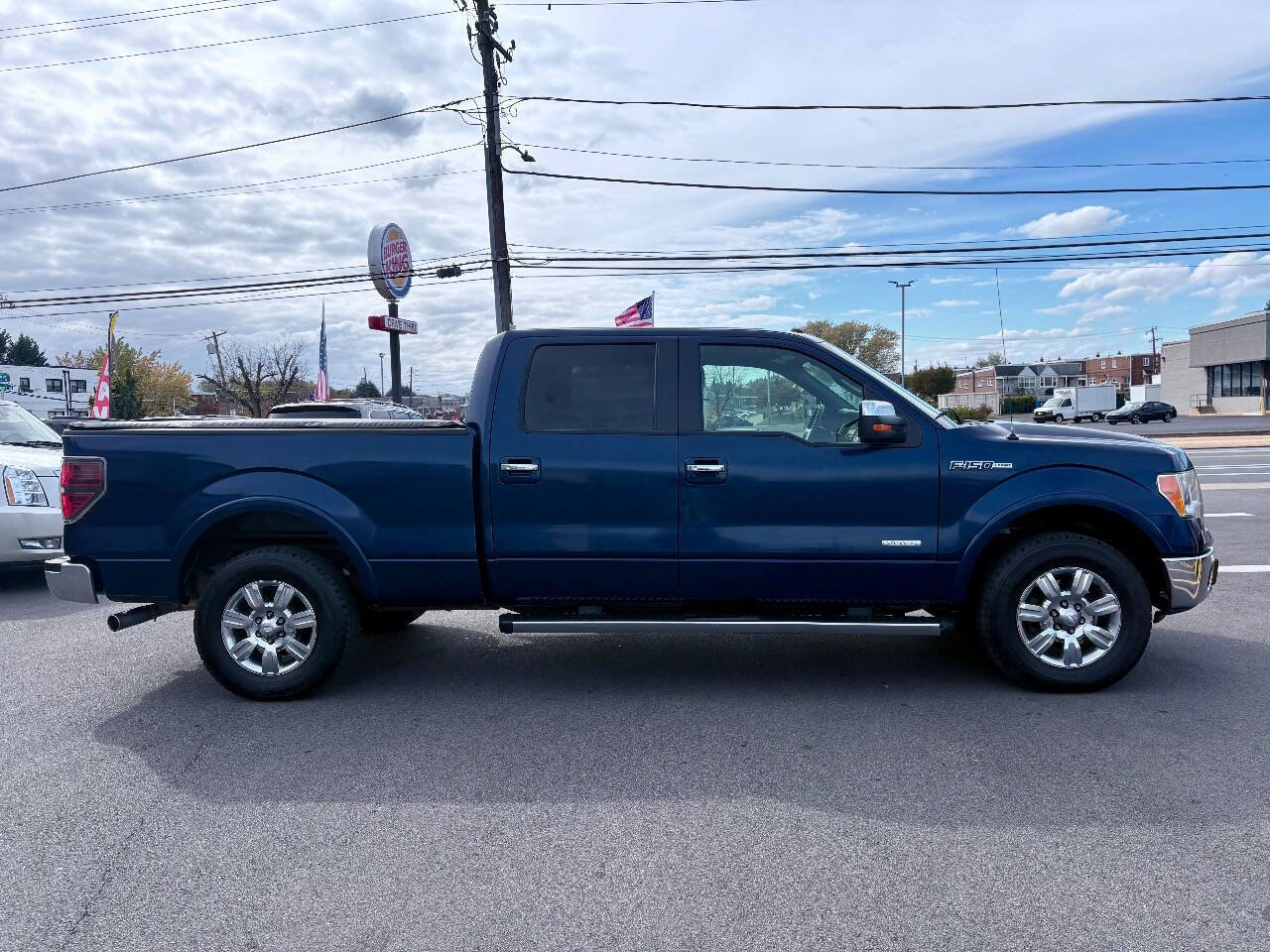 Used 2011 Ford F150 Lariat w/ Lariat Chrome Pkg image 8
