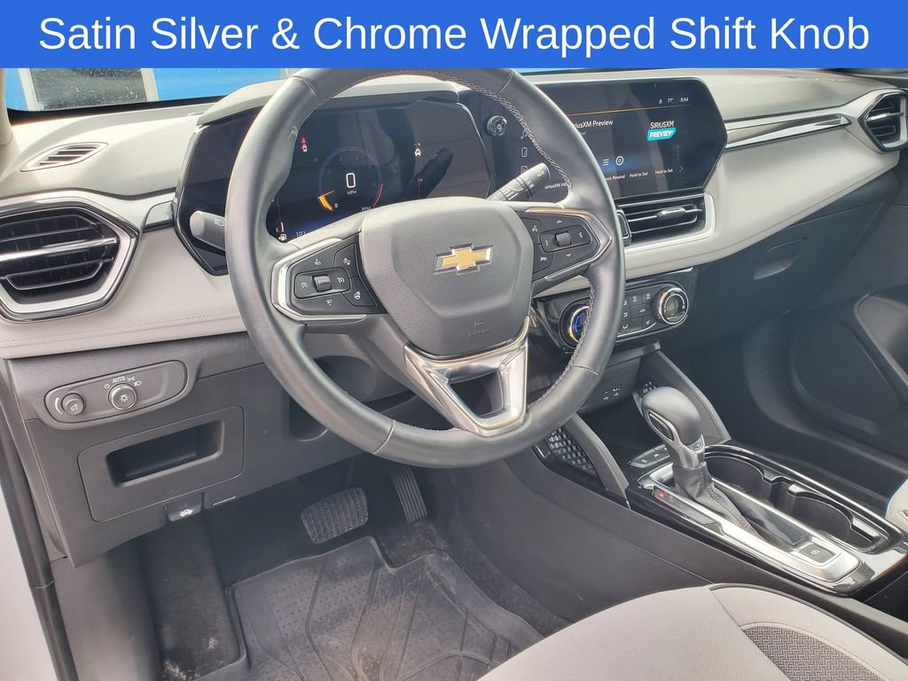 Used 2024 Chevrolet TrailBlazer LT w/ LT Cold Weather Package AWD/4WD image 10