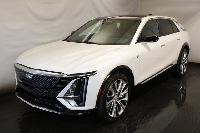 Certified 2024 Cadillac Lyriq Luxury w/ LPO, Floor Liner Package