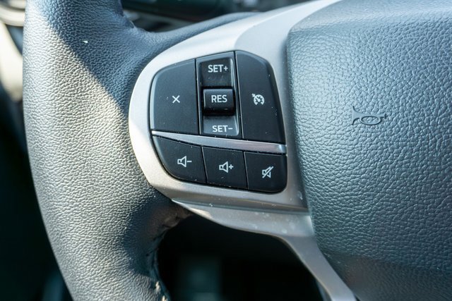 Used 2023 Ford Explorer XLT image 22