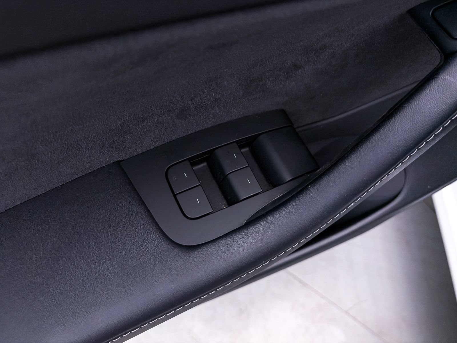 Used 2022 Tesla Model 3 Long Range AWD/4WD image 18