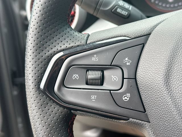 Used 2025 Chevrolet Trax RS w/ Driver Confidence Package FWD image 44
